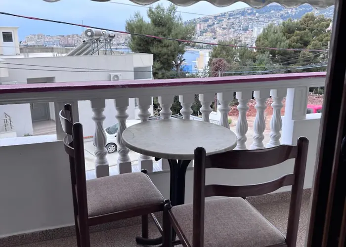 Golden Wave * Sarandë