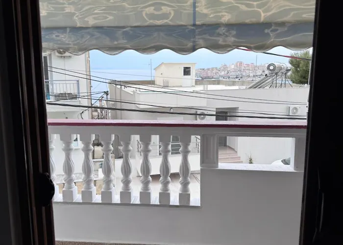 Golden Wave * Sarandë